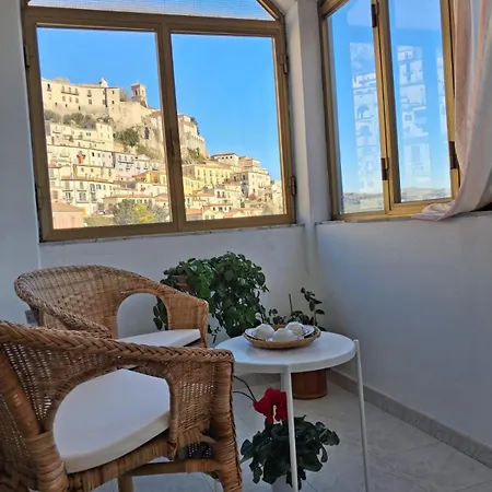 Giardino San Gerardo Maiella Vista Castello E Con Parcheggio Interno Privato E Gratuito *