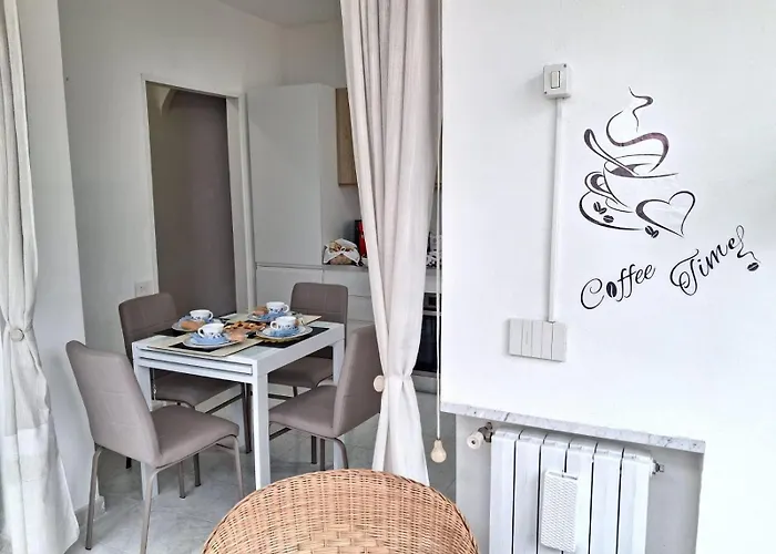 Giardino San Gerardo Maiella Vista Castello E Con Parcheggio Interno Privato Apartmán *